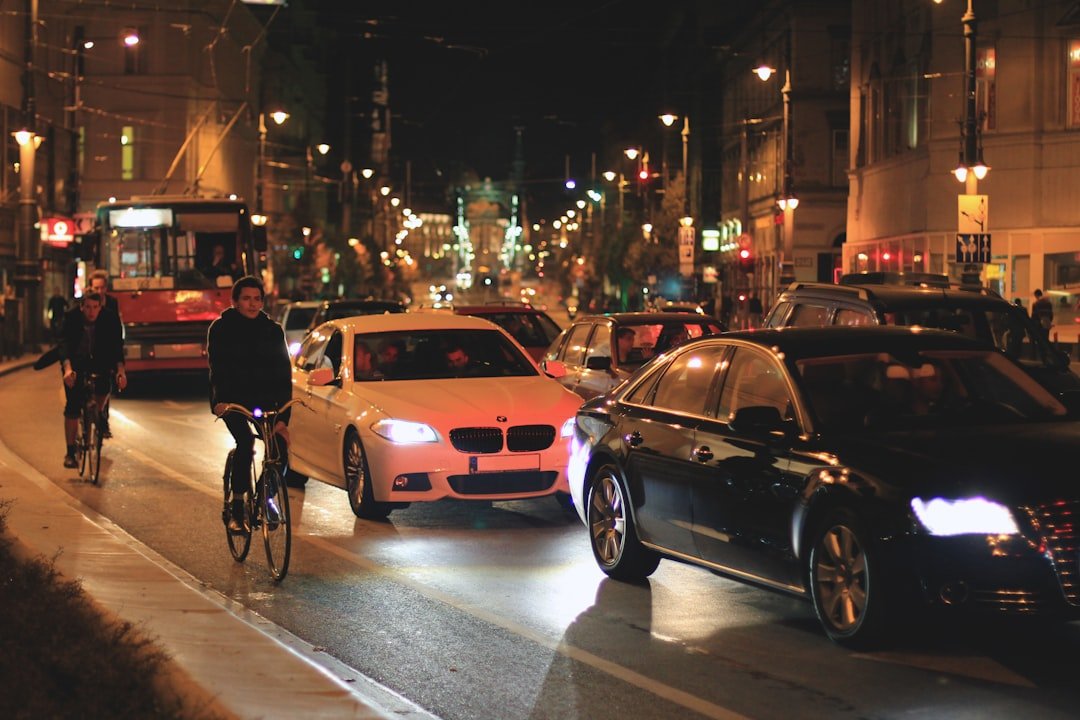 E-Bike Taillight with Automatic Brake Sensing: Boosting Rider Safety - OPlace