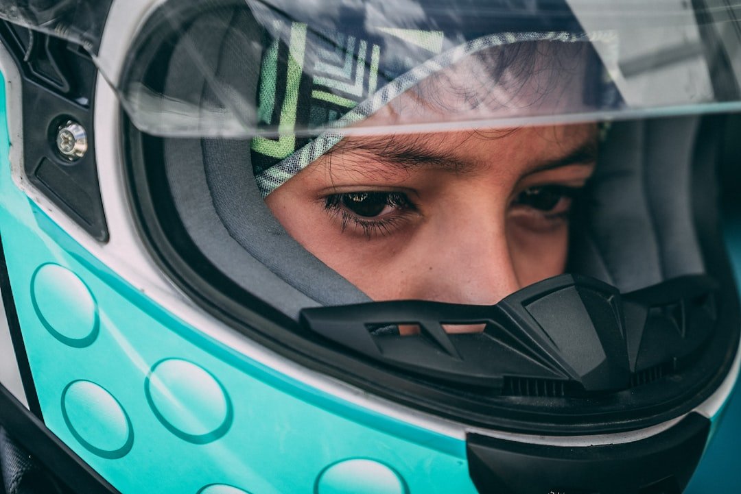 Optimizing Motorcycle Helmet Fit: A Comprehensive Guide for Enhanced Safety - OPlace