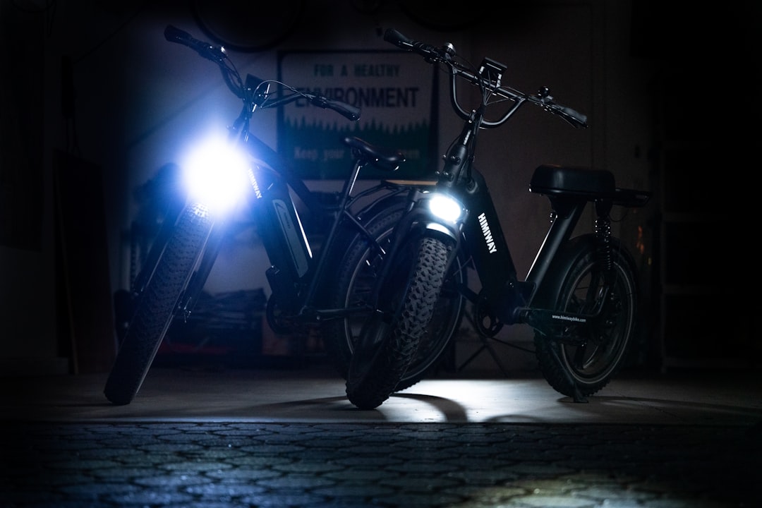 Essential Ebike Lighting & Reflective Gear: Stay Safe Night Commuting